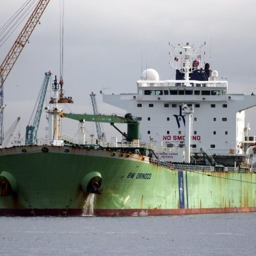 Asia’s crude imports fell to 19.39 million barrels a day in April, down from 24.48 million in March and 27.52 million in February.